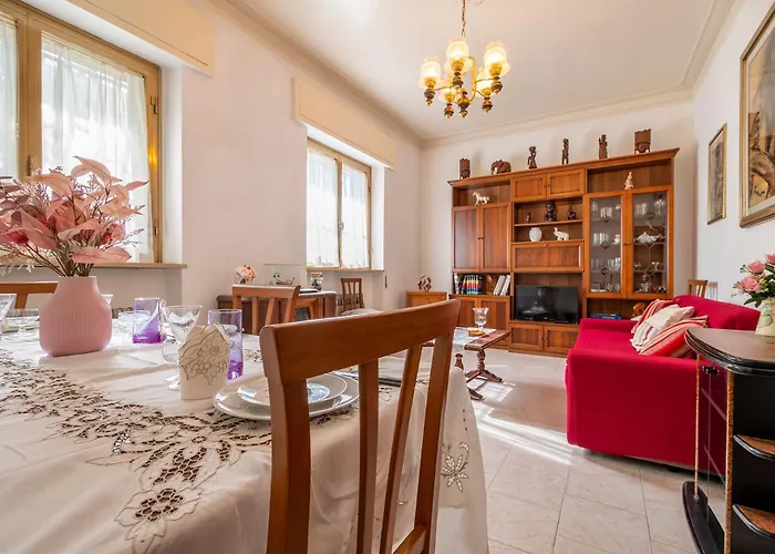 La Casina Del Comandante * В'яреджо