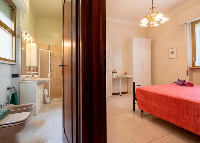 La Casina Del Comandante * В'яреджо